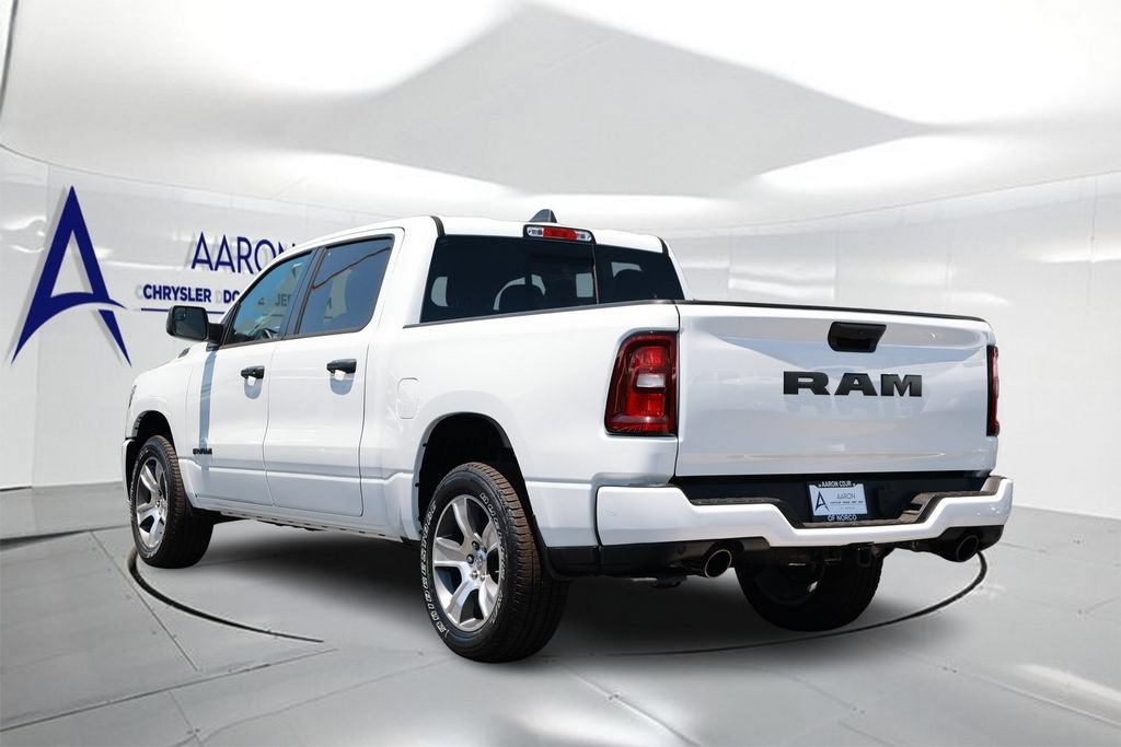 New 2026 RAM 1500 Express RWD image 2