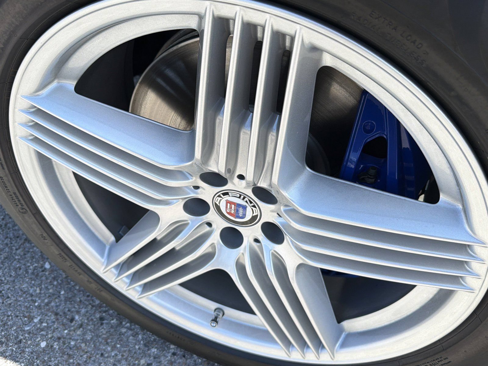 New 2026 BMW ALPINA XB7 AWD/4WD image 11