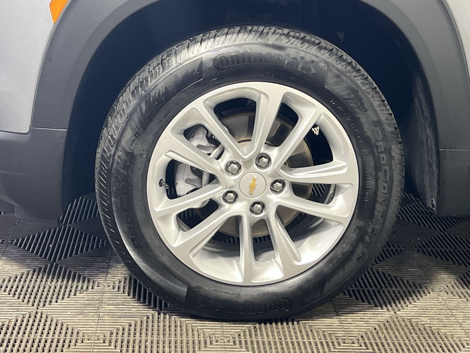 Used 2024 Chevrolet TrailBlazer LS AWD/4WD image 12