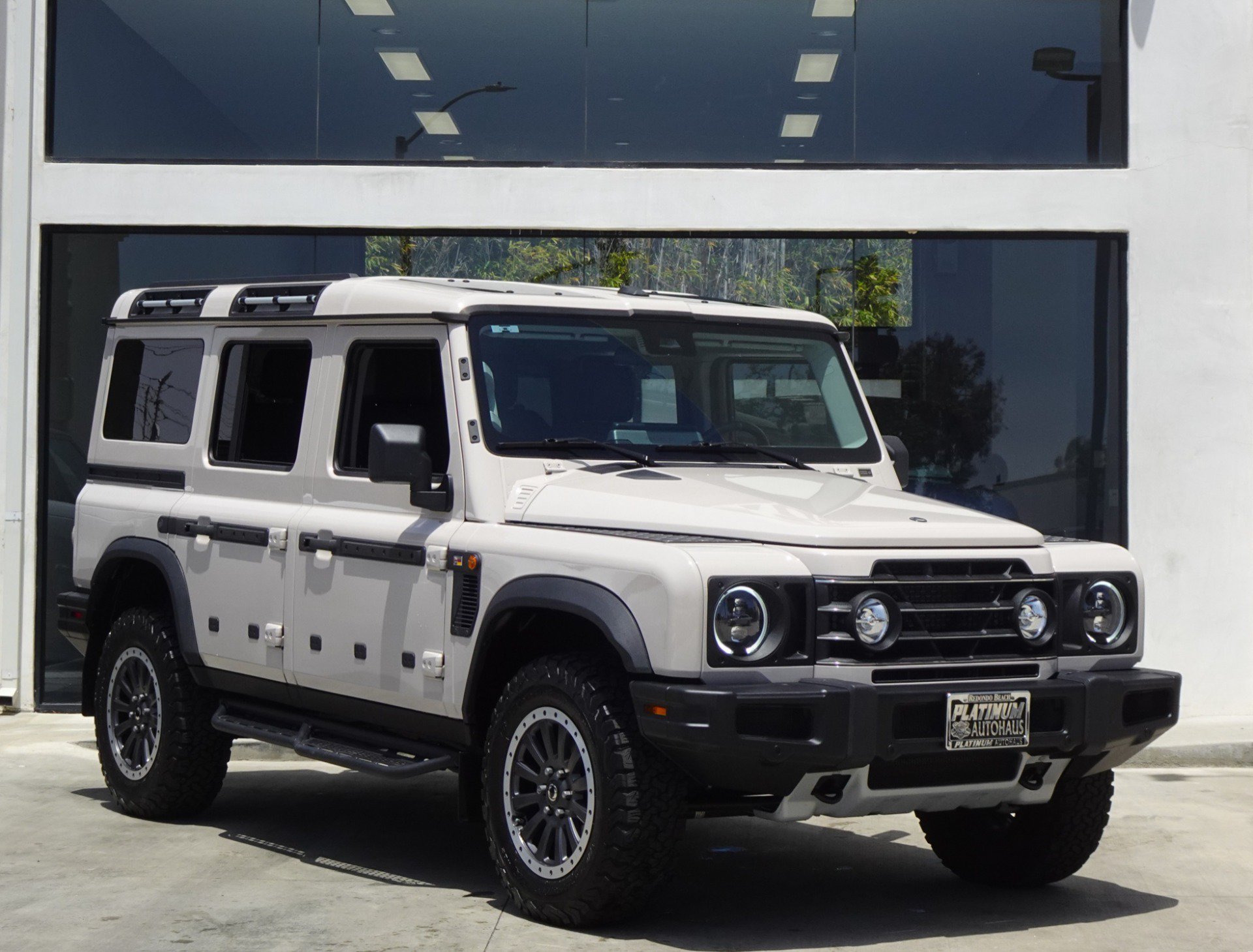 Used 2024 INEOS Grenadier Station Wagon AWD/4WD image 9