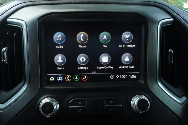Used 2024 GMC Sierra 2500 AT4 w/ AT4 Preferred Package AWD/4WD image 18