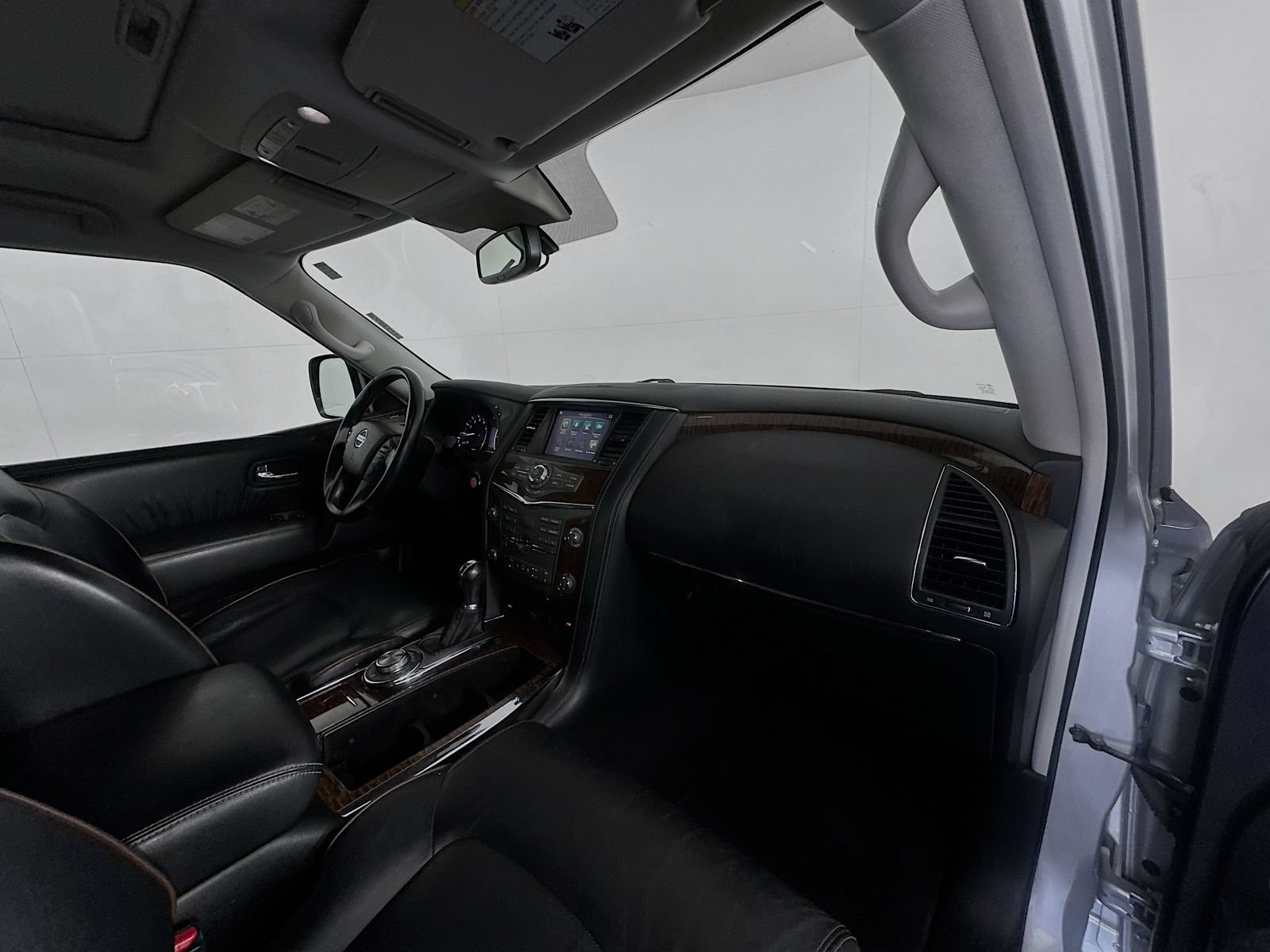 Used 2019 Nissan Armada SL w/ Premium Package AWD/4WD image 30