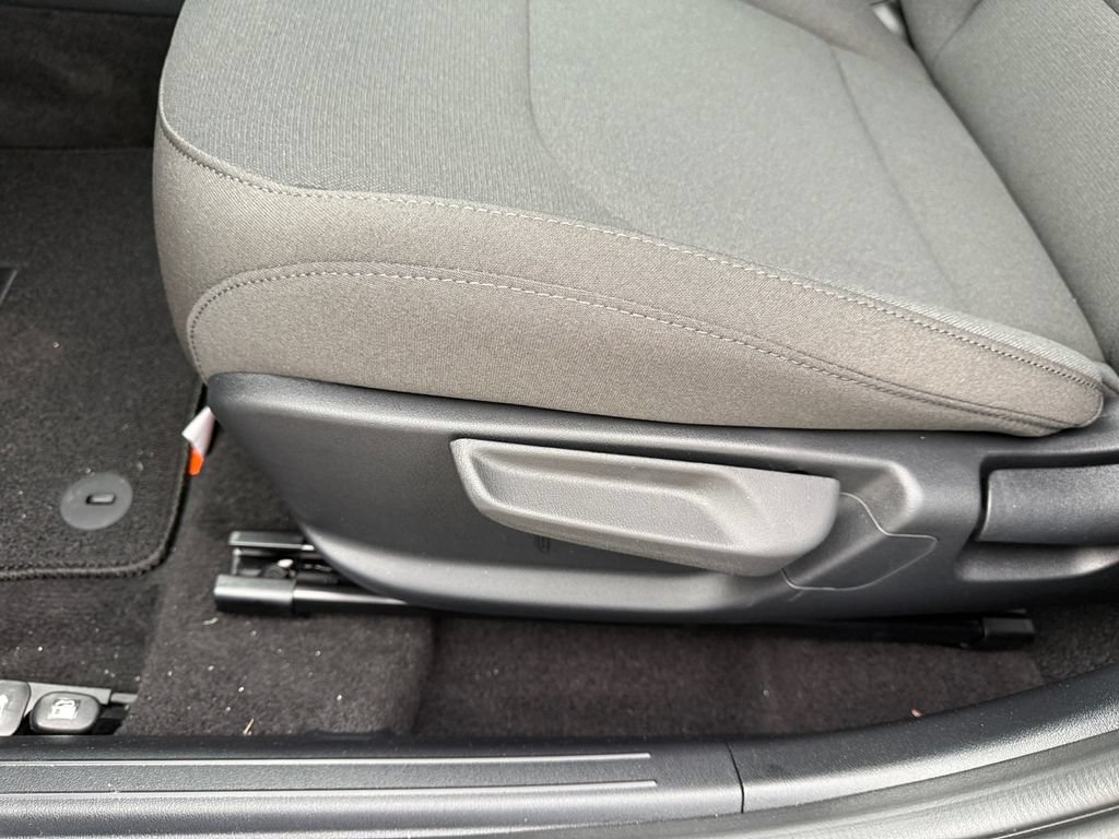 New 2026 Kia K4 FWD image 16