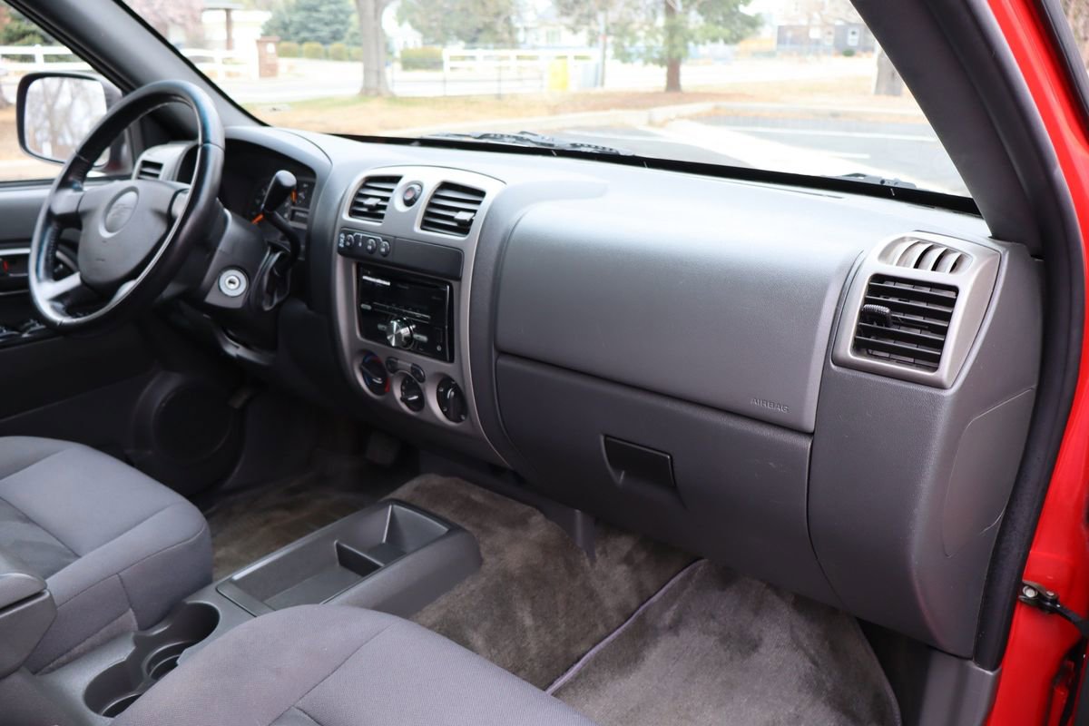 Used 2005 Chevrolet Colorado LS image 17