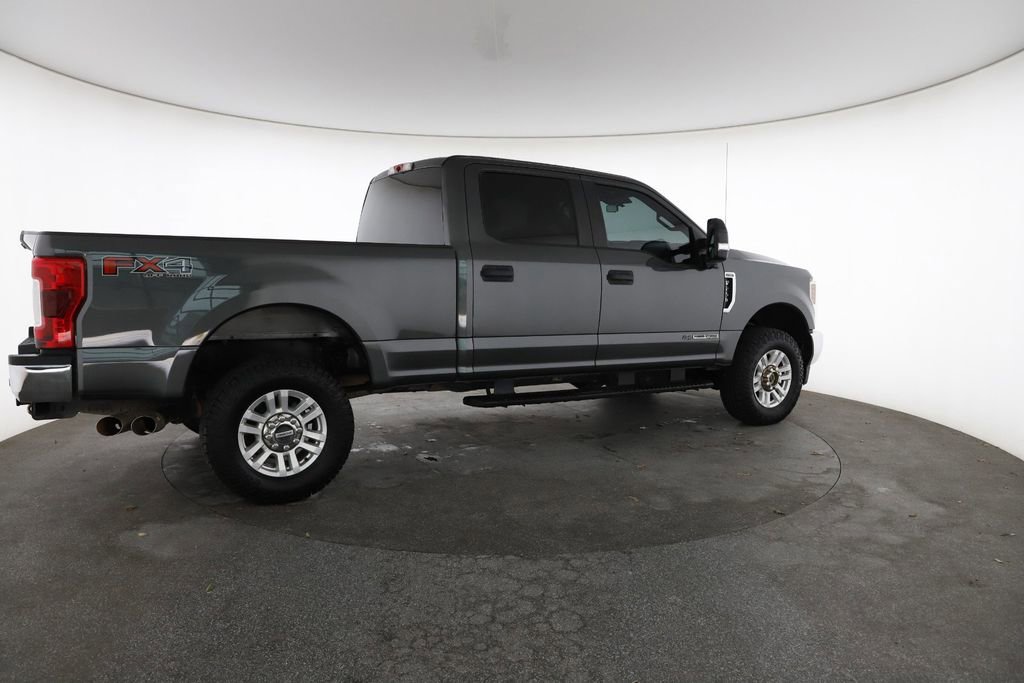 Used 2019 Ford F250 XL w/ STX Appearance Package AWD/4WD image 13
