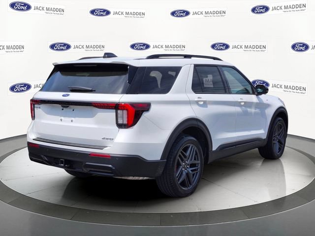 Certified 2025 Ford Explorer ST-Line w/ ST-Line Street Pack AWD/4WD image 5