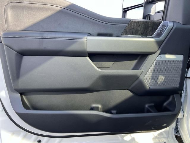 New 2025 Ford F350 Lariat w/ Lariat Ultimate Package image 12