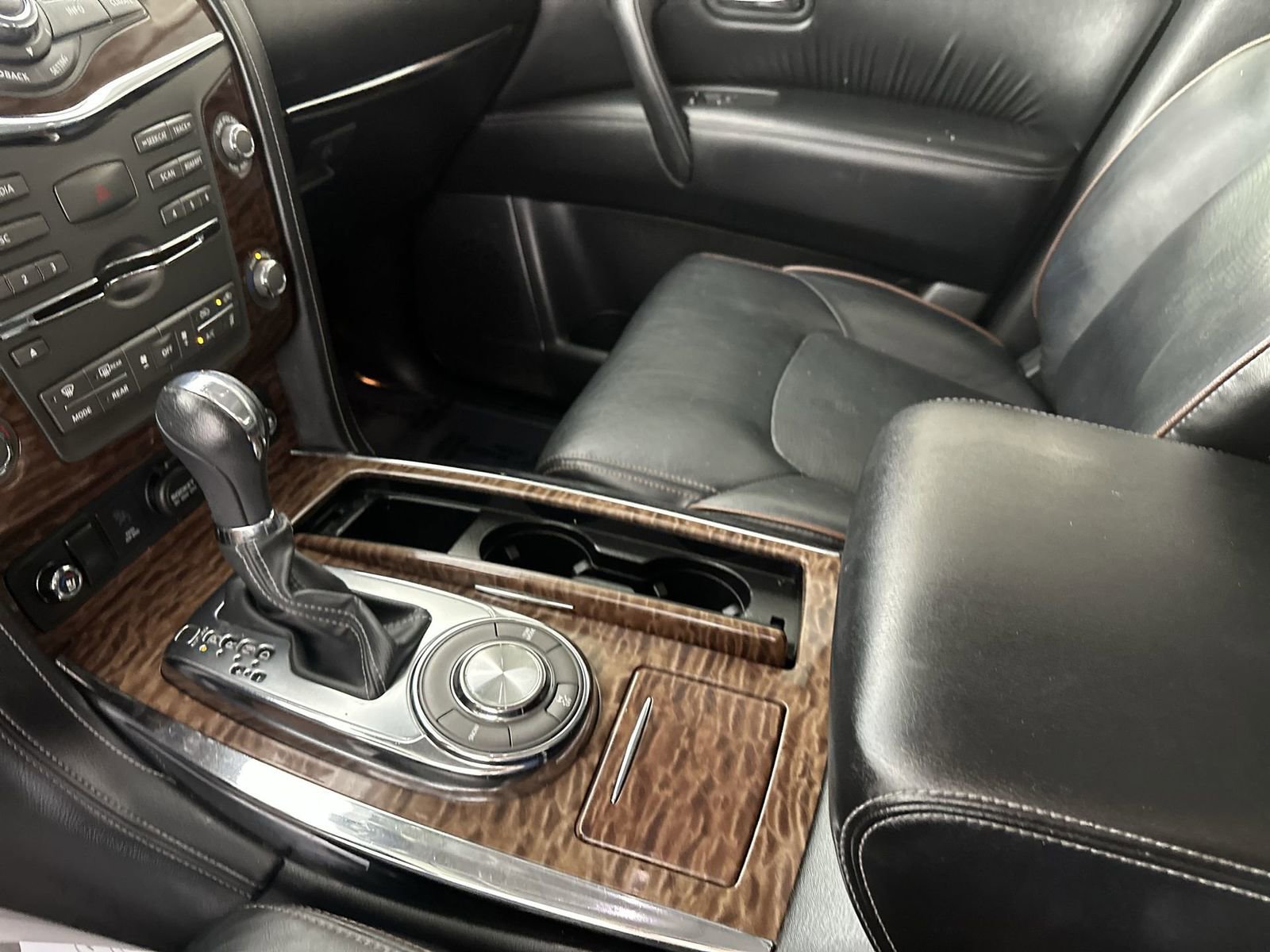 Used 2020 Nissan Armada Platinum w/ Captain's Chairs Package image 21