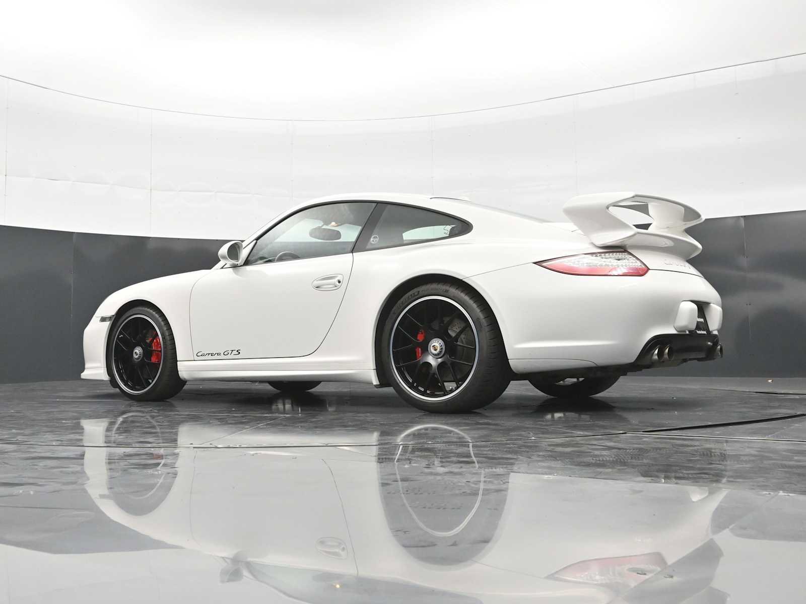 Used 2012 Porsche 911 Carrera GTS RWD image 37