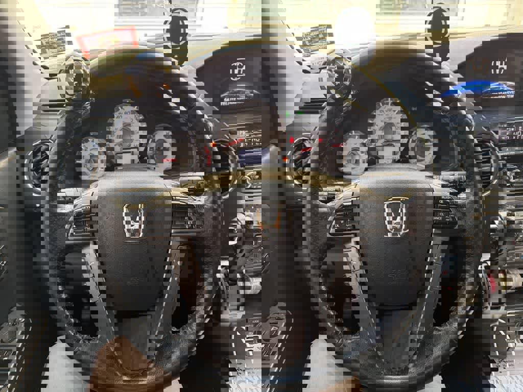 Used 2015 Honda Pilot Touring image 27