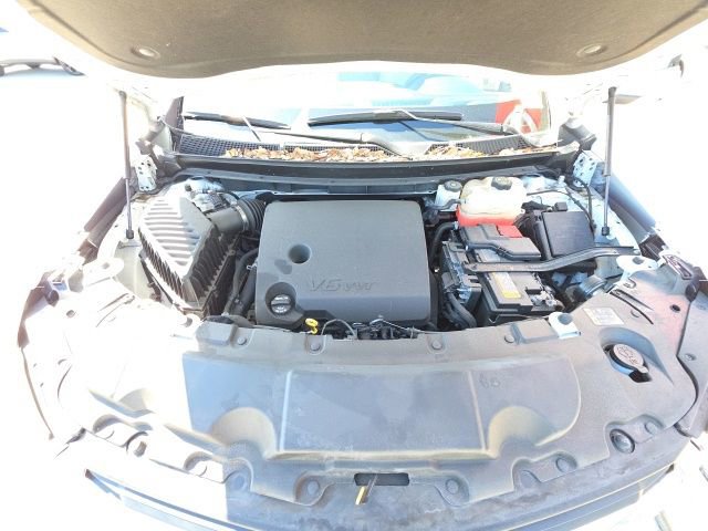 Used 2023 Chevrolet Traverse LS w/ Safety Package image 28