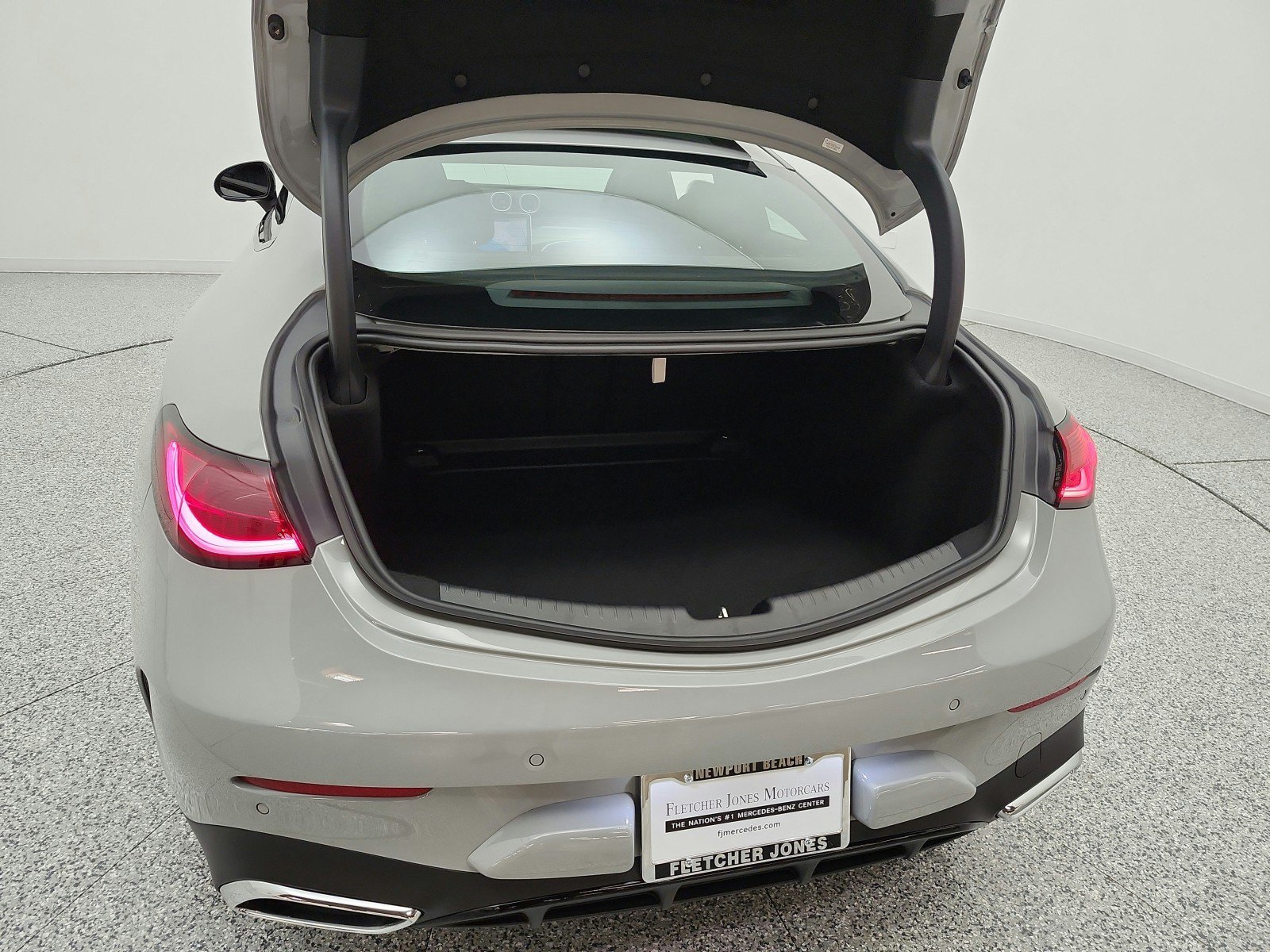 Certified 2026 Mercedes-Benz CLE 300 4MATIC Coupe w/ AMG Line image 21
