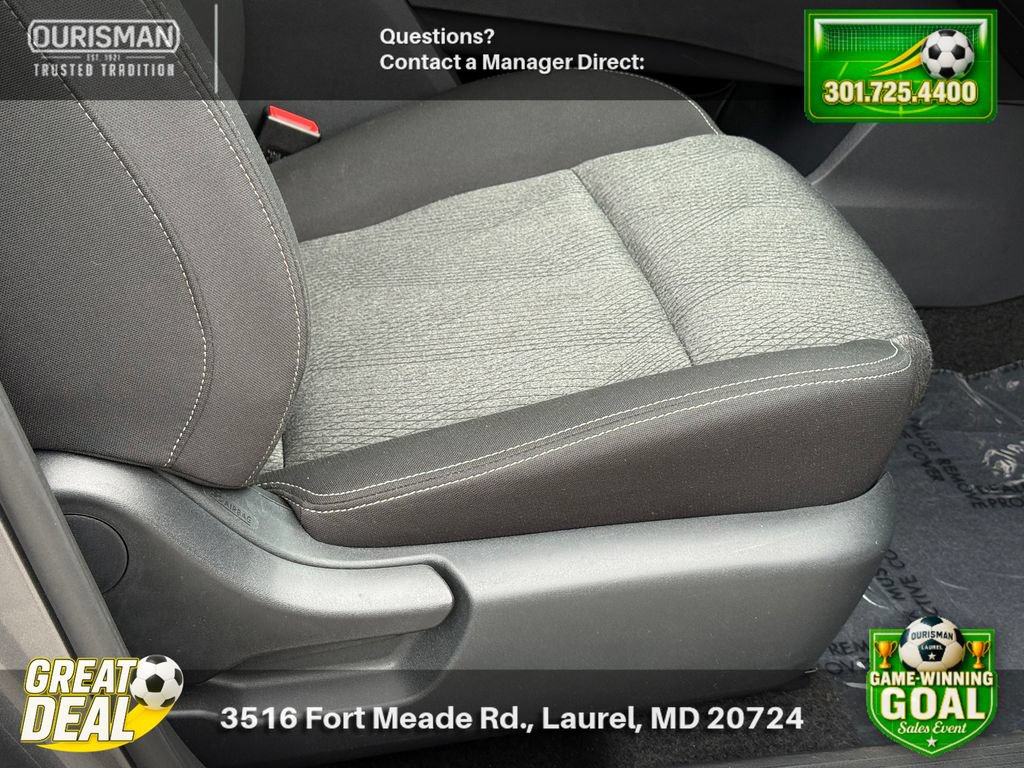 Used 2024 Nissan Rogue SV AWD/4WD image 11