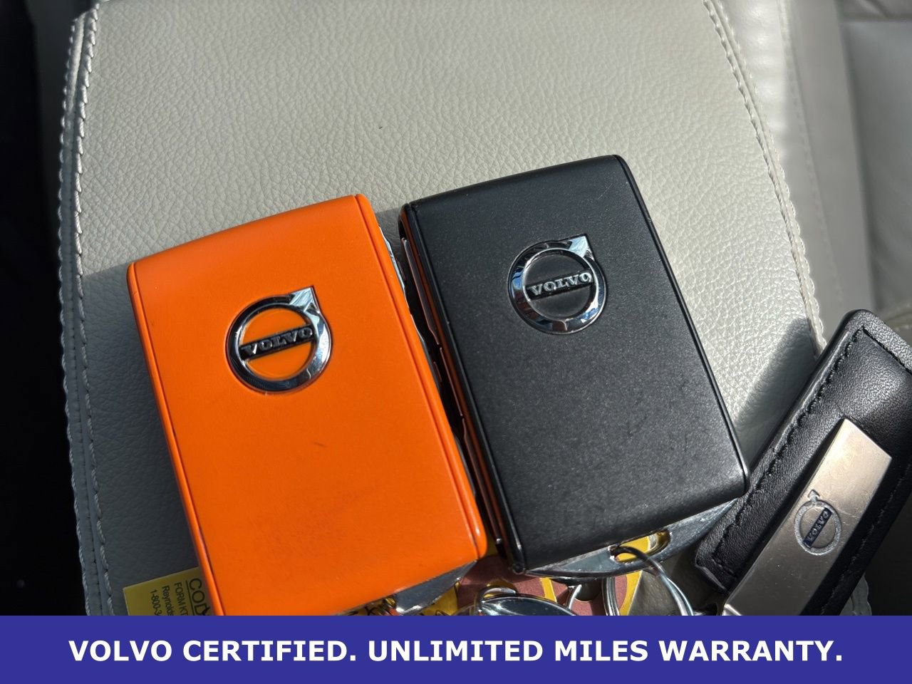 Certified 2023 Volvo XC40 B5 Ultimate w/ Protection Package Premier image 29