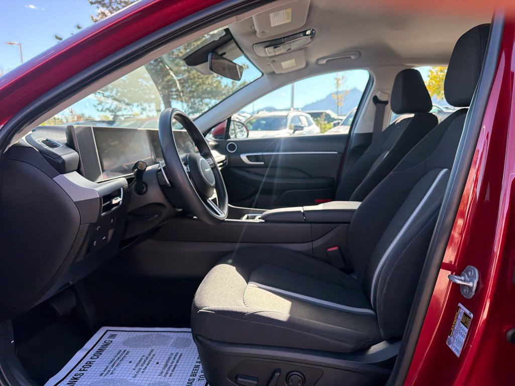 Used 2024 Hyundai Sonata SEL AWD/4WD image 25