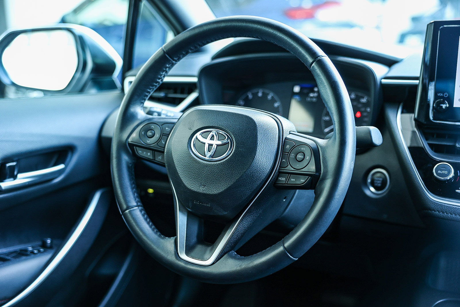 Used 2024 Toyota Corolla SE image 21