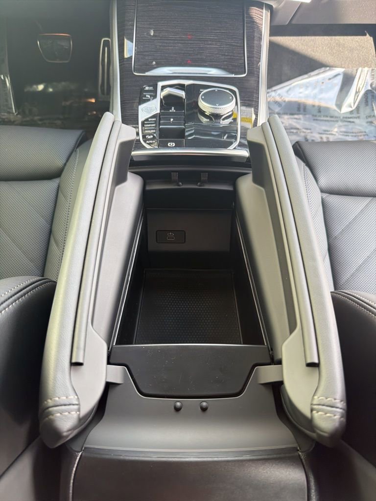 New 2026 BMW X5 xDrive40i w/ M Sport Package image 27