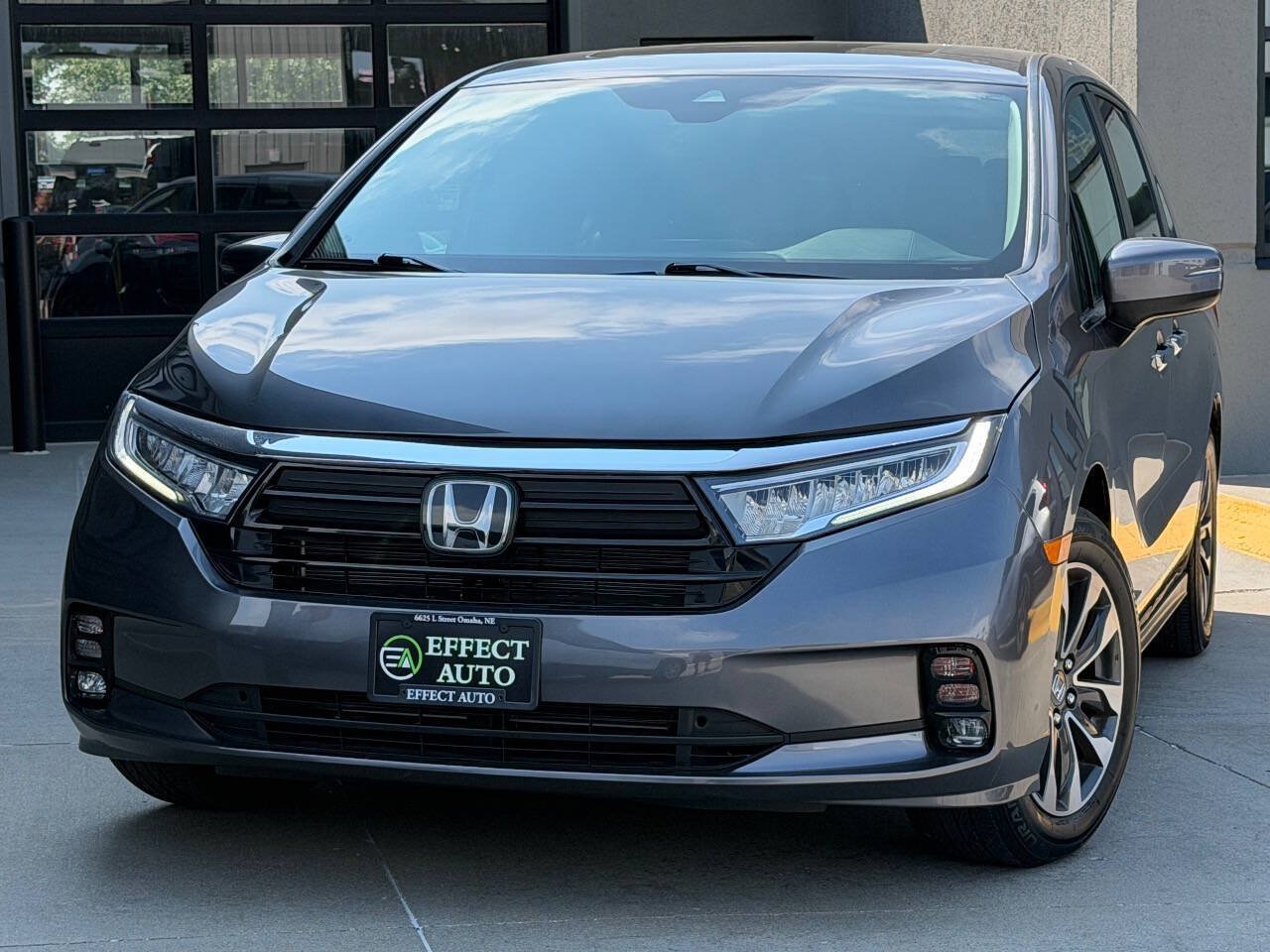 Used 2023 Honda Odyssey EX-L image 3