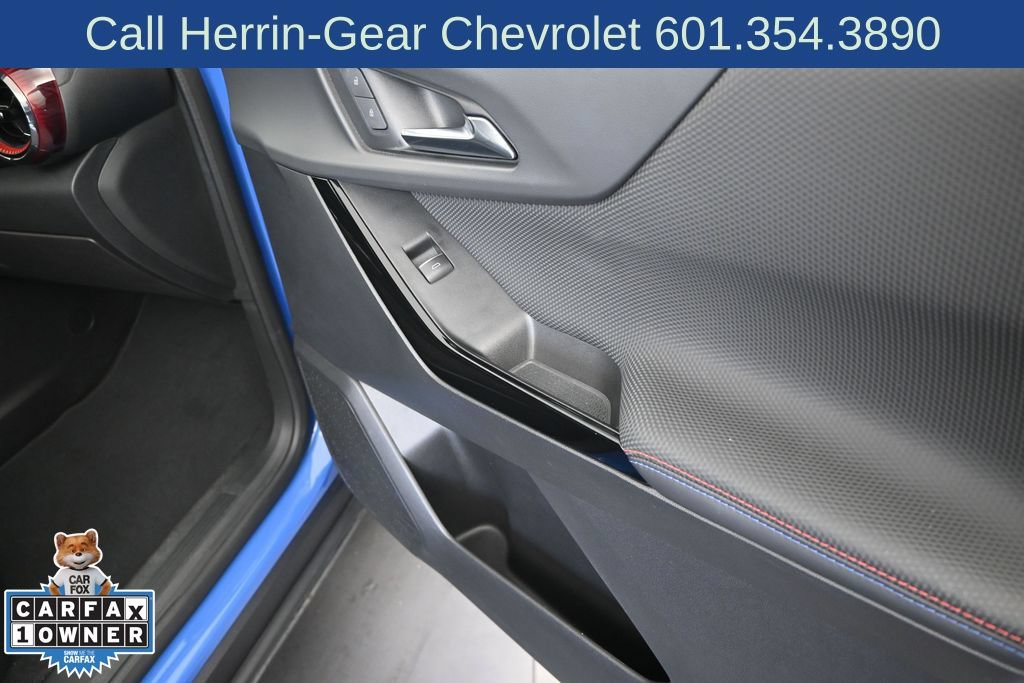 Certified 2025 Chevrolet Equinox RS w/ Safety and Technology Package FWD image 23