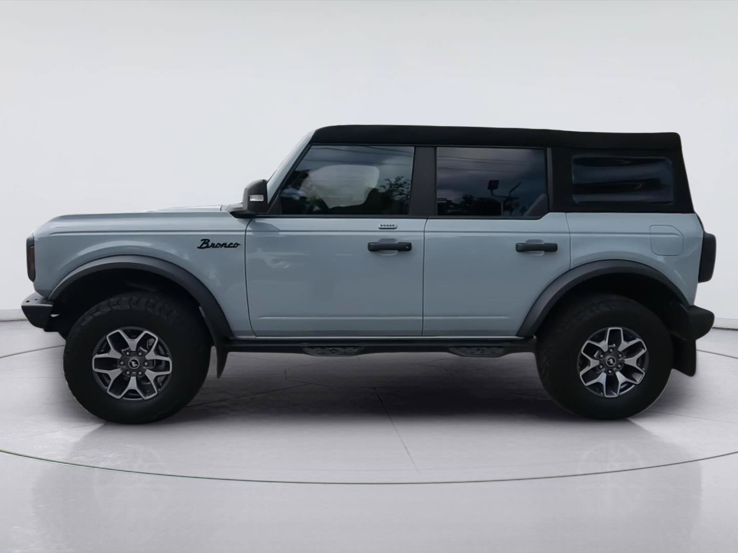 Used 2023 Ford Bronco Badlands AWD/4WD image 5