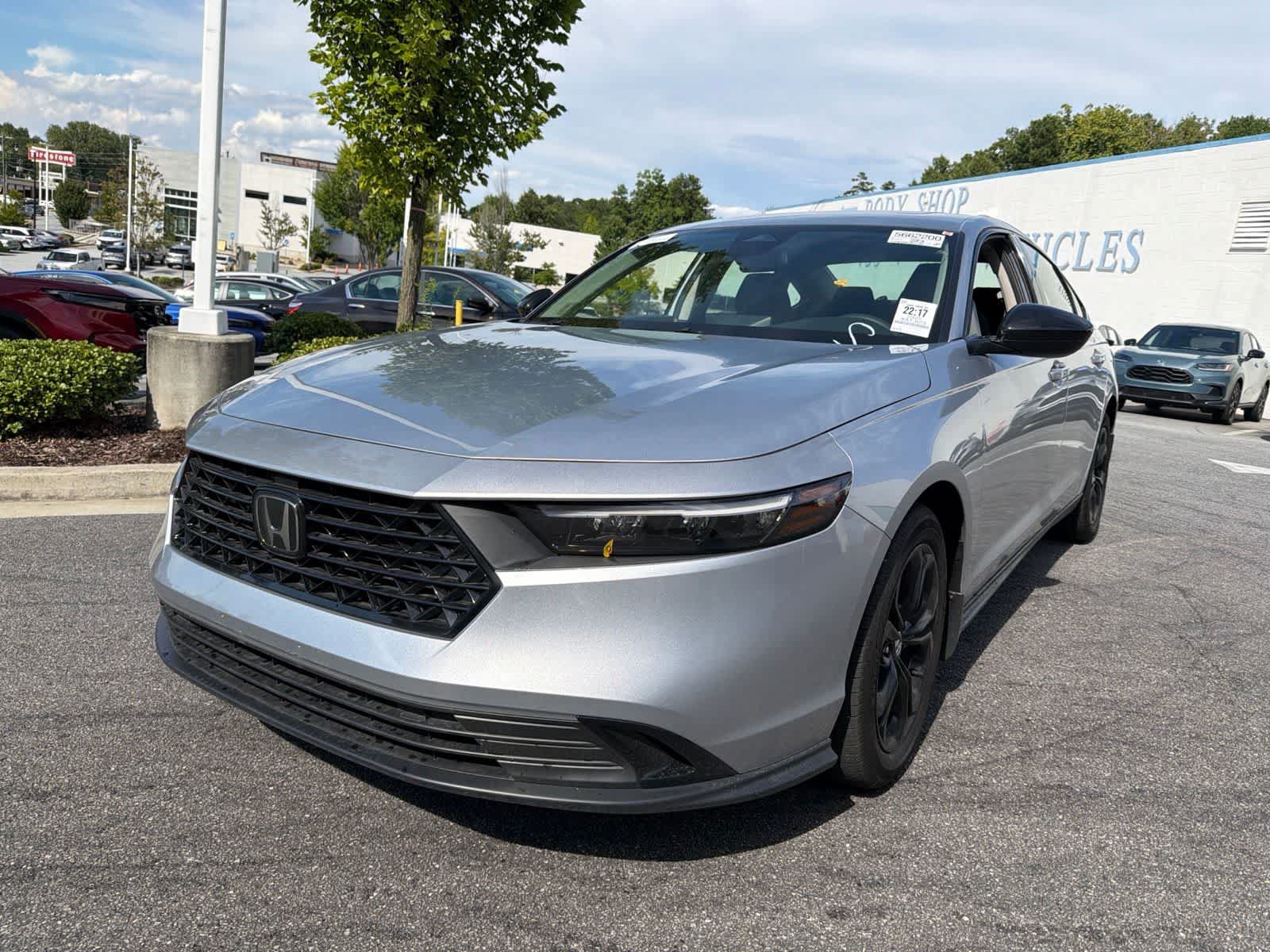 Used 2025 Honda Accord SE image 1