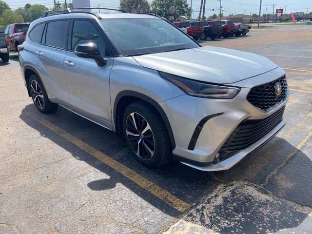 Used 2021 Toyota Highlander XSE image 7