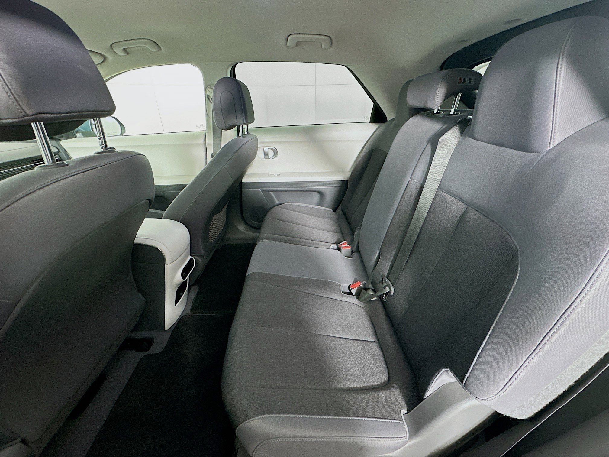 Used 2024 Hyundai Ioniq 5 SEL image 27