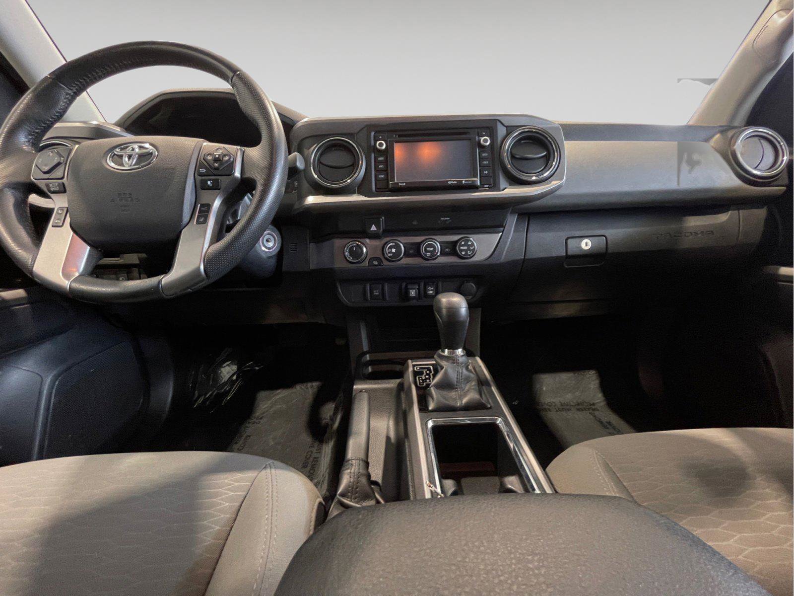 Used 2019 Toyota Tacoma SR5 image 15