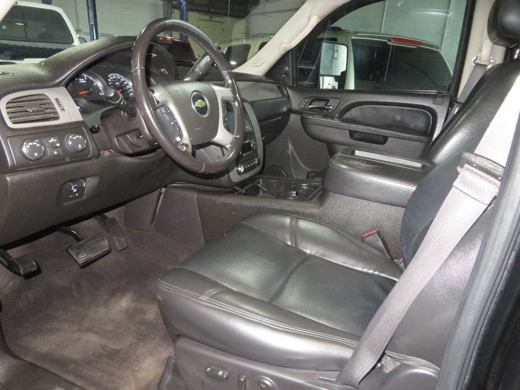 Used 2014 Chevrolet Silverado 2500 LTZ w/ LTZ Plus Package AWD/4WD image 21