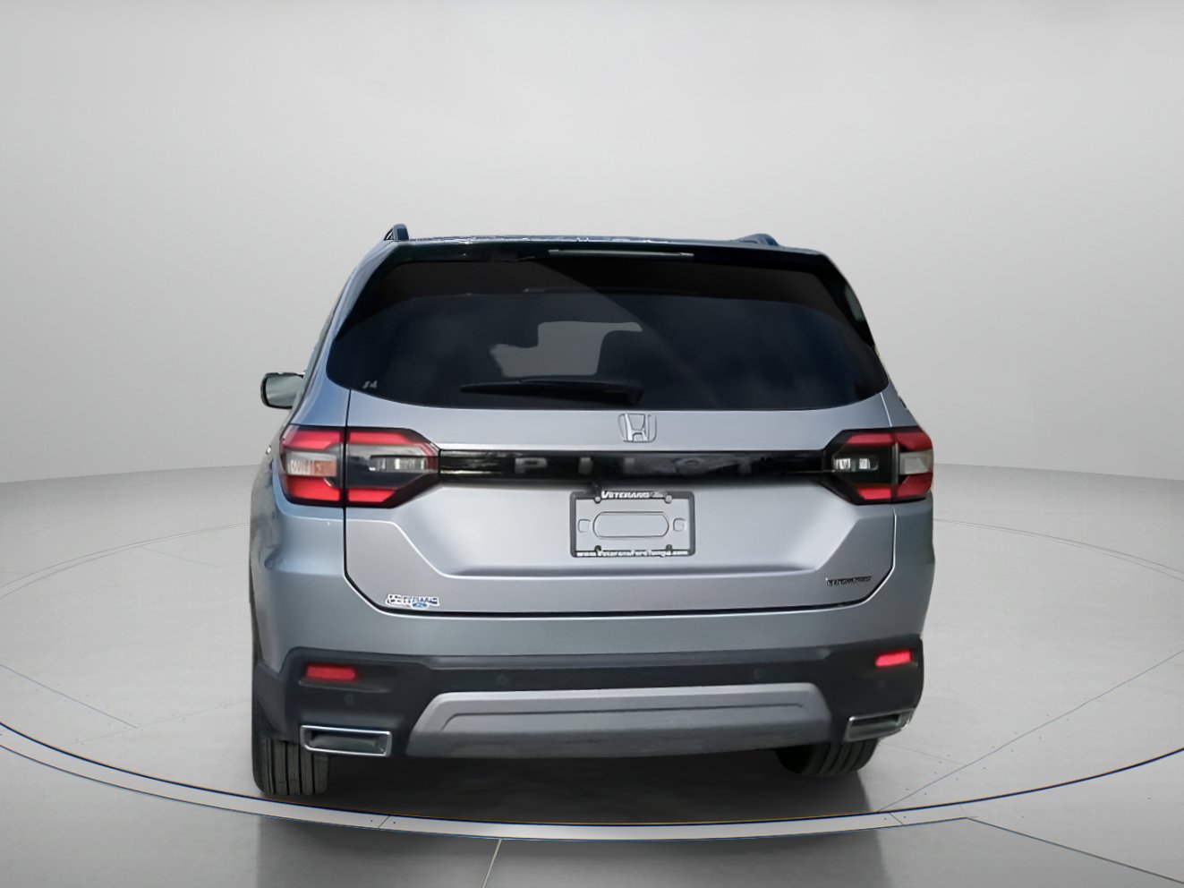 Used 2024 Honda Pilot Touring image 23