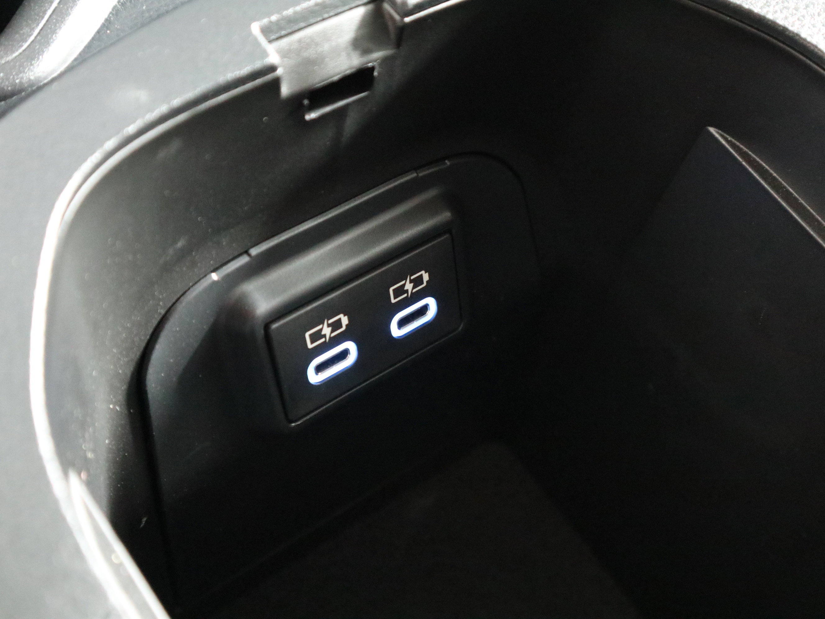 Used 2022 Toyota RAV4 LE image 33