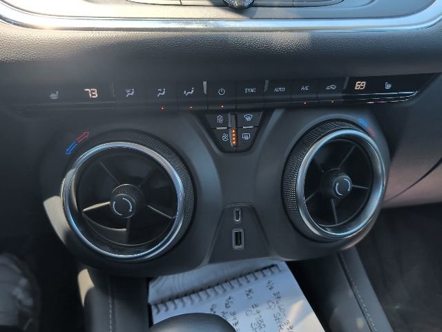 Used 2022 Chevrolet Blazer LT w/ Sound & Technology Package AWD/4WD image 16