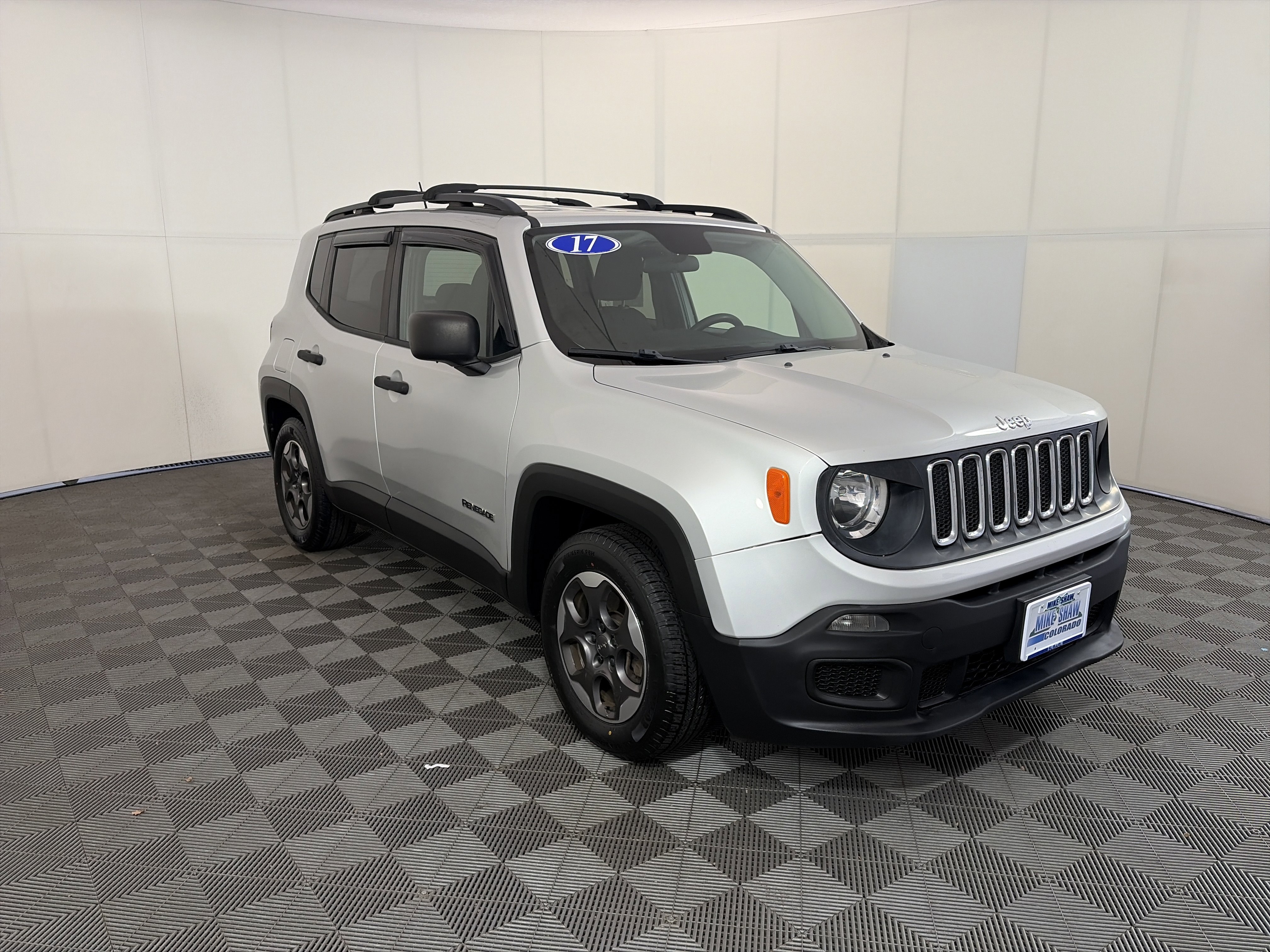 Used 2017 Jeep Renegade Sport w/ Power & Air Group image 3