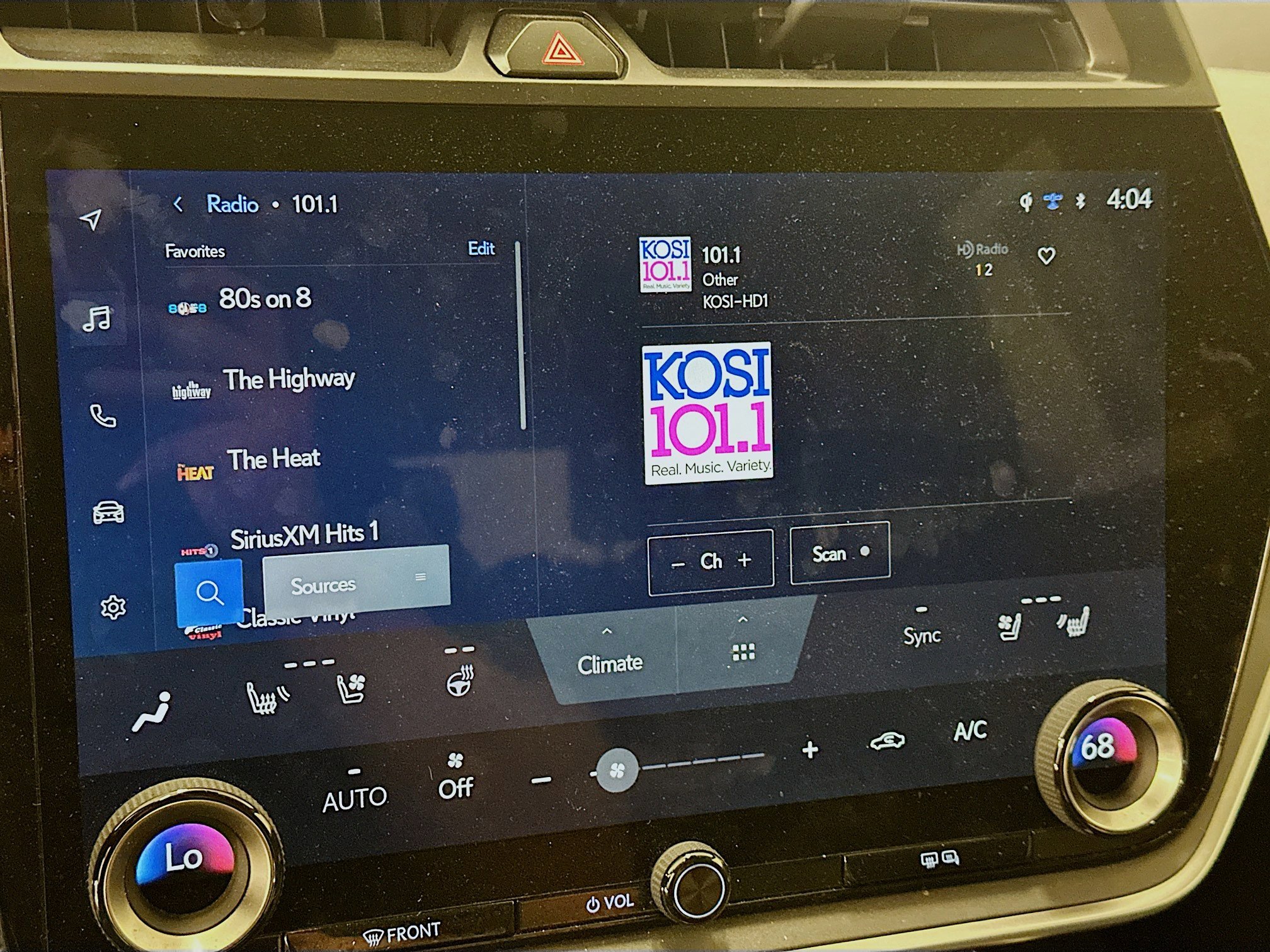 Used 2023 Lexus RZ 450e Premium w/ Technology Package image 21