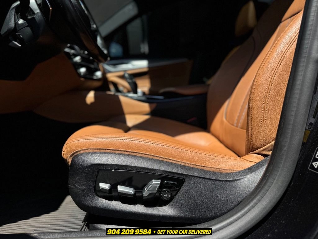 Used 2020 BMW M550i xDrive AWD/4WD image 14