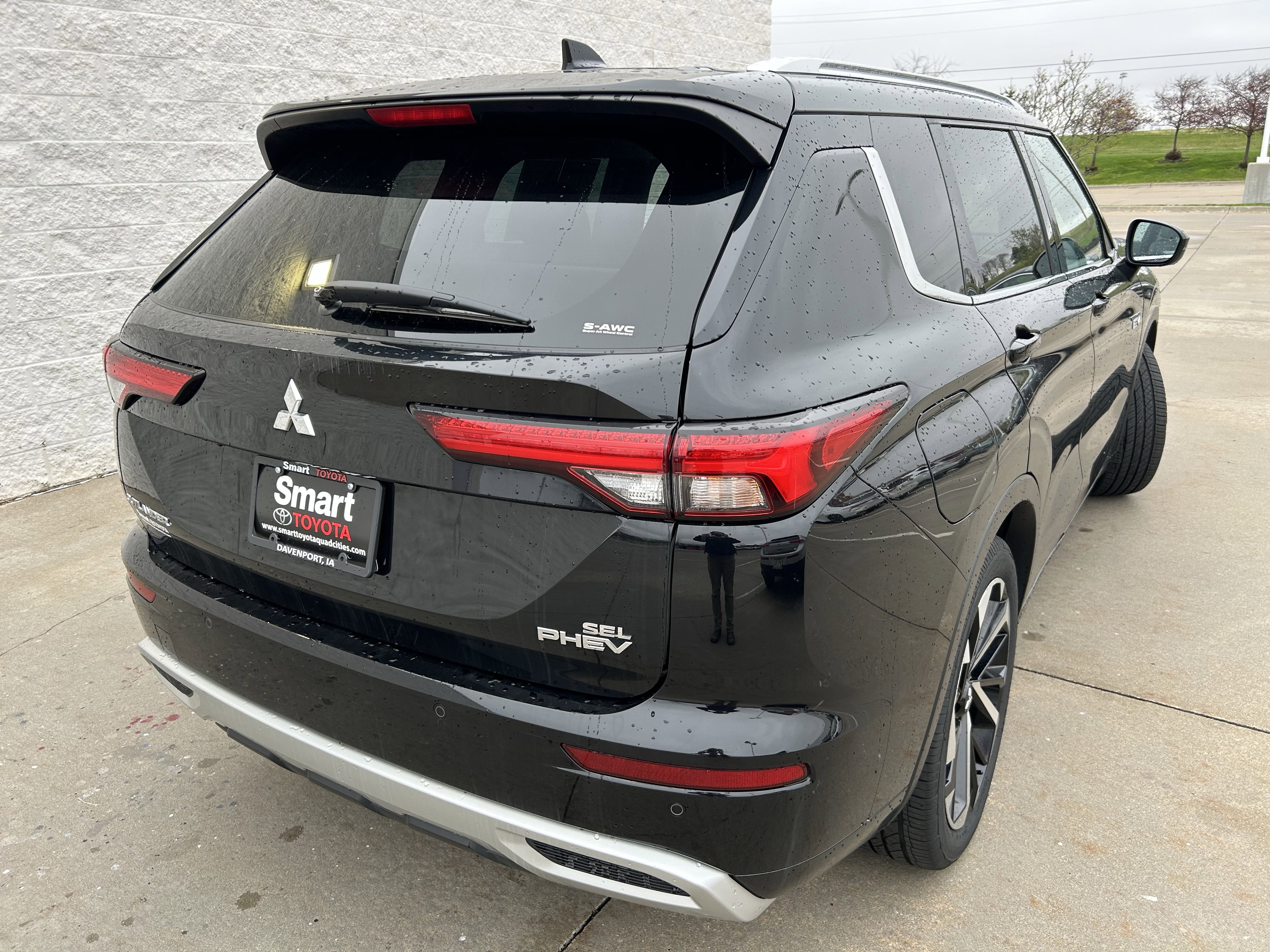 Used 2023 Mitsubishi Outlander SEL image 6