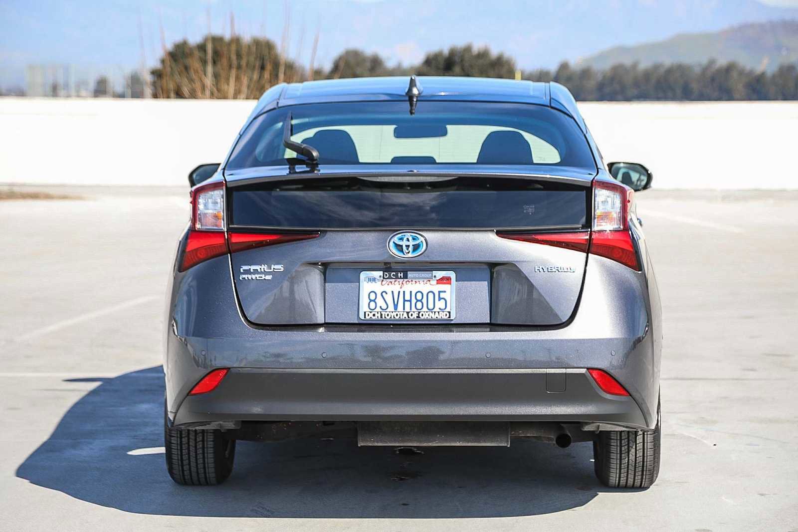 Used 2020 Toyota Prius LE image 6