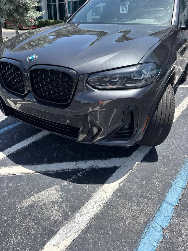 Used 2024 BMW X4 xDrive30i w/ M Sport Package AWD/4WD image 10