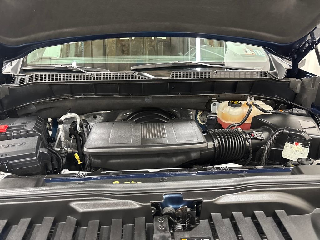 Used 2022 Chevrolet Silverado 1500 LT w/ Z71 Off-Road Package image 22