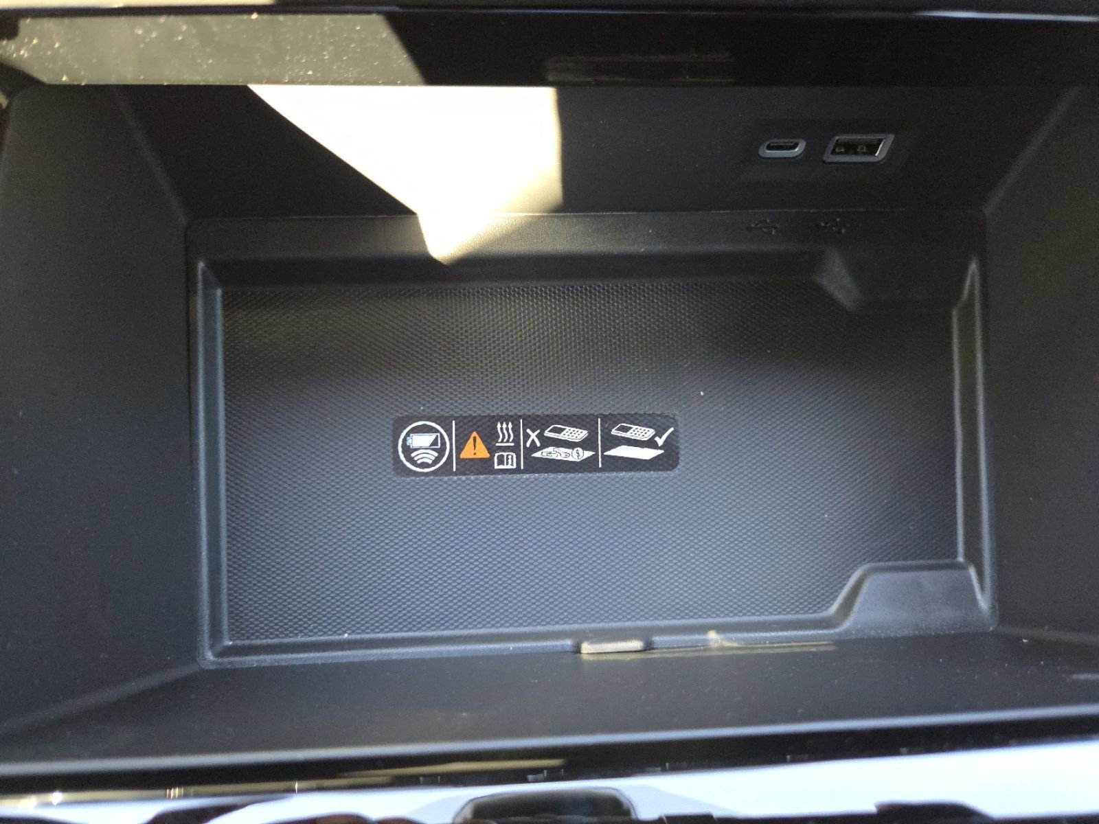 New 2026 GMC Yukon XL Elevation w/ Elevation Premium Package image 38