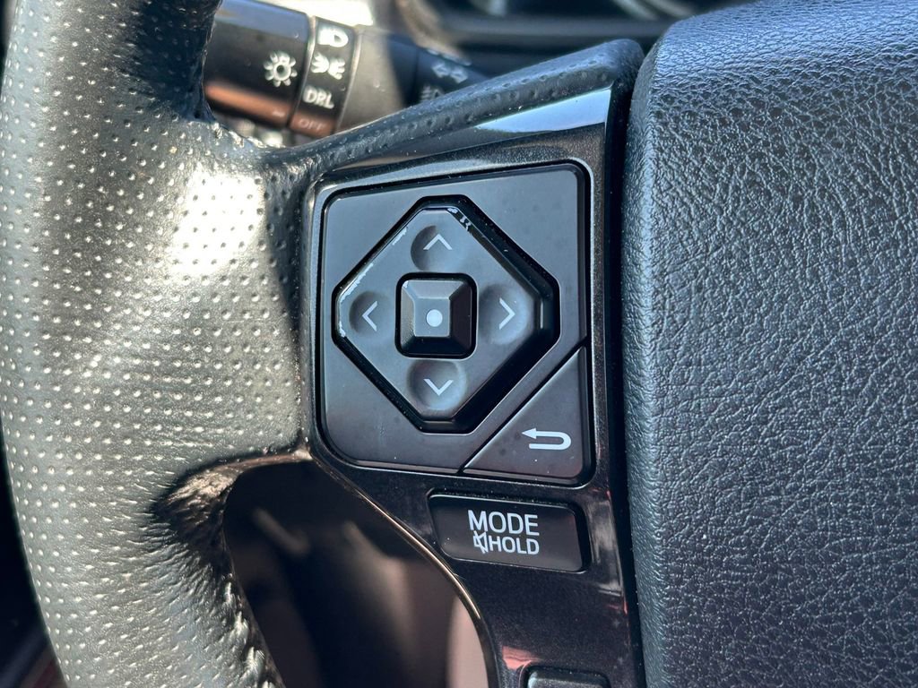 Used 2019 Toyota 4Runner TRD Off-Road Premium AWD/4WD image 39