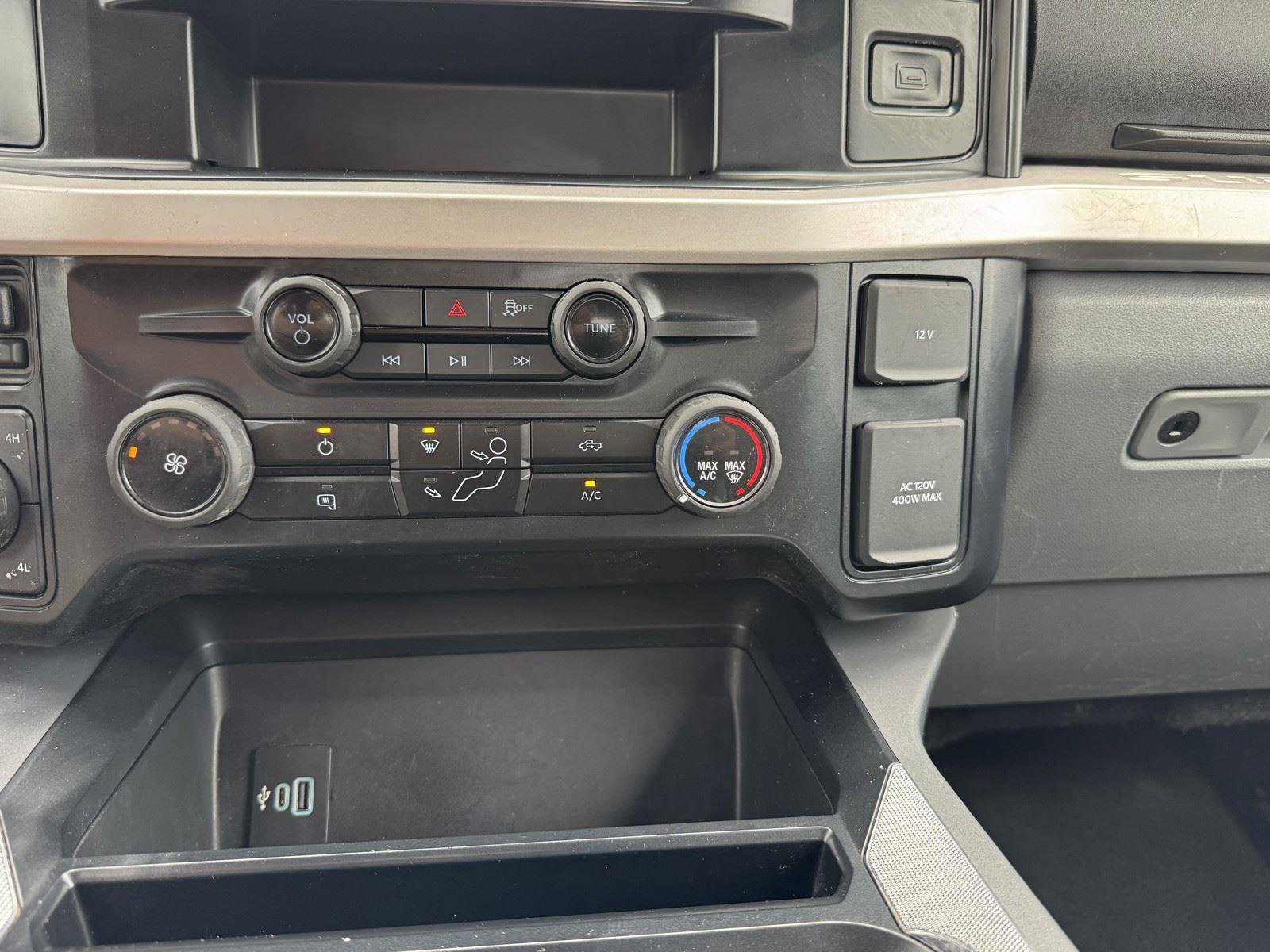 Used 2025 Ford F250 XLT w/ FX4 Off-Road Package image 13