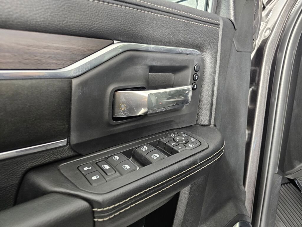 New 2026 RAM 3500 Laramie w/ Night Edition AWD/4WD image 21