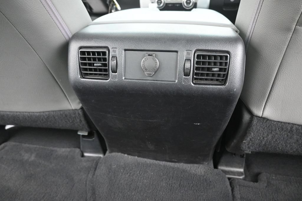 Used 2015 Toyota Tundra Limited RWD image 10