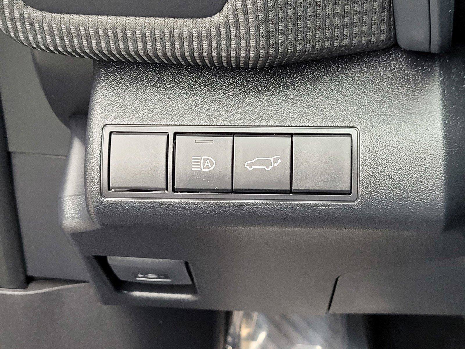 Certified 2023 Subaru Solterra AWD image 30