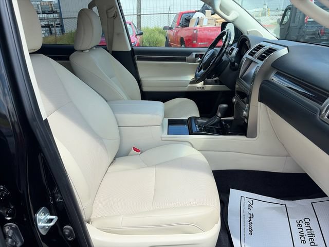 Used 2021 Lexus GX 460 Premium w/ Accessory Package AWD/4WD image 30