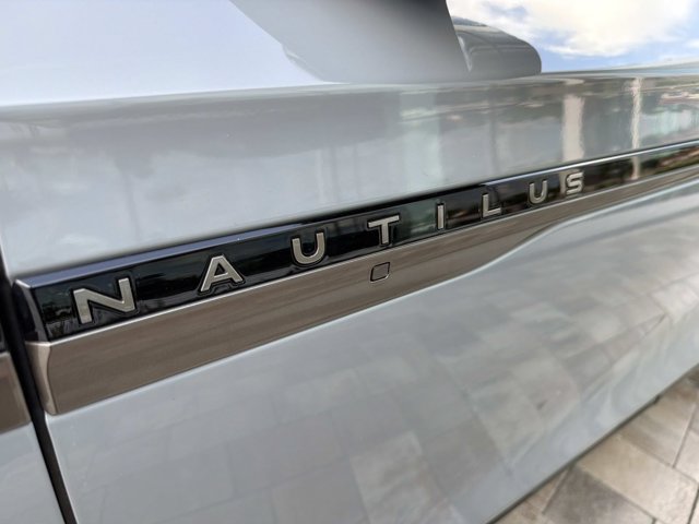 New 2026 Lincoln Nautilus Black Label AWD/4WD image 8