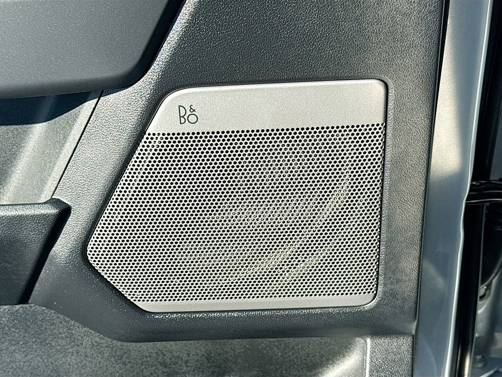 New 2025 Ford F150 Lariat w/ Equipment Group 502A High image 30