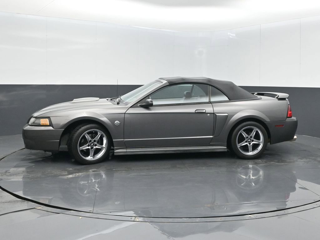 Used 2004 Ford Mustang GT RWD image 4