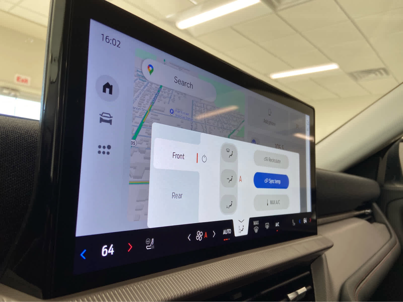 New 2026 Ford Explorer Active w/ Active Comfort Package image 30